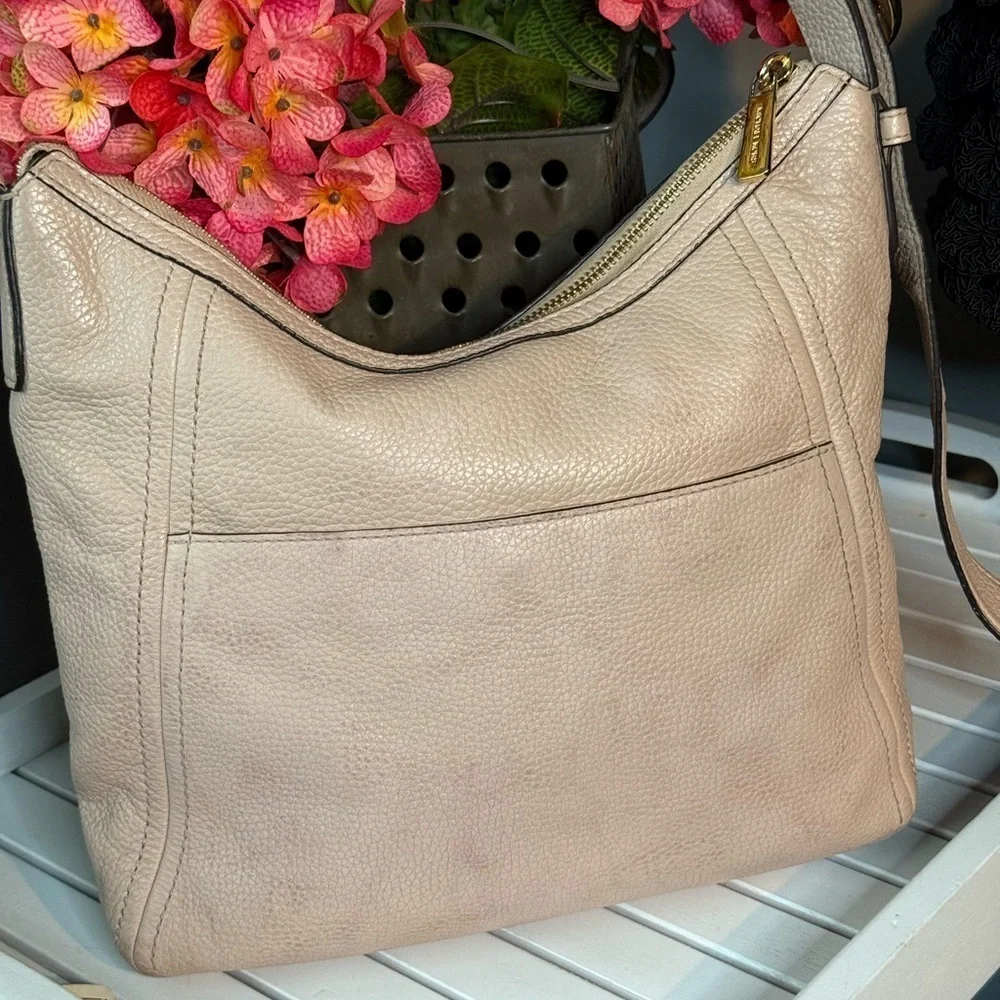 Michael Kors Fulton Crossbody bag in excellent condition